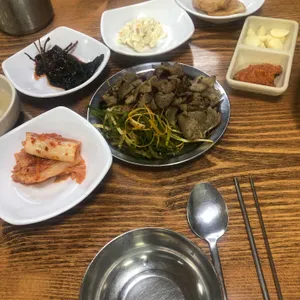 까치기사식당 사진