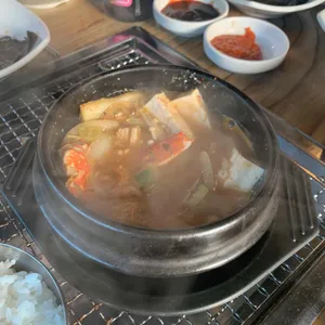 천년장어 사진