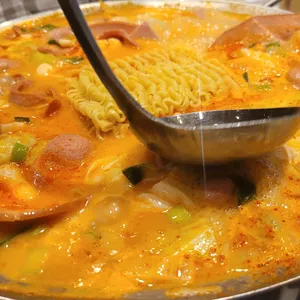 놀부부대찌개 사진
