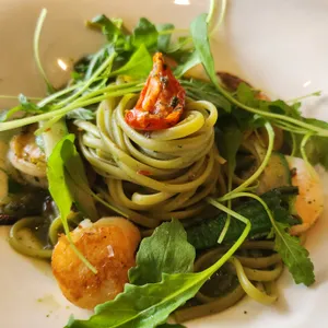 투섹션 리뷰 사진