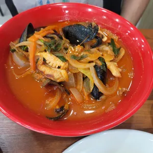 황금용 사진