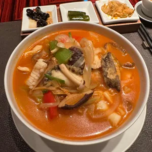 홍연 사진