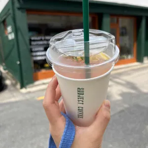서브젝트 커피 사진