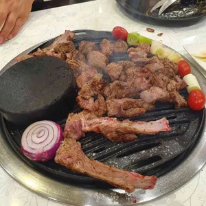 포만숯불꺼먹돼지&양고기 사진
