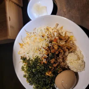 멘초 사진