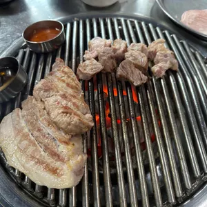 돈장군주먹고기 사진