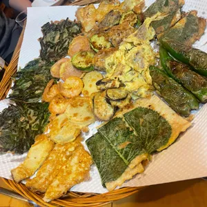 춘자싸롱 사진