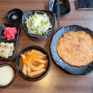 연어시장 사진