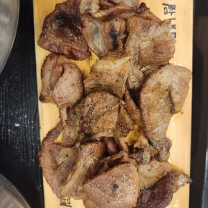 육쌈냉면 사진