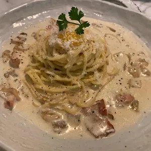 이유 (EU) 리뷰 사진