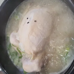 명품한방삼계탕 사진