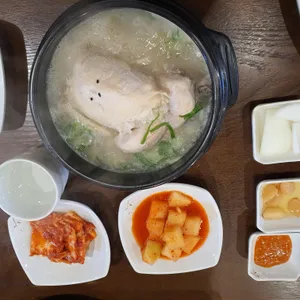명품한방삼계탕 사진