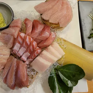 노성일참치 사진