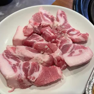 일구구삼 고기 사진