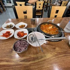 흥부네식당 사진