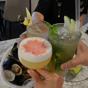바인 사진