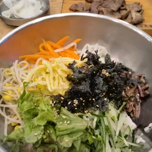 육쌈냉면  사진