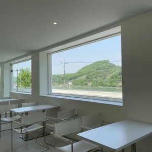 내재 리뷰 사진