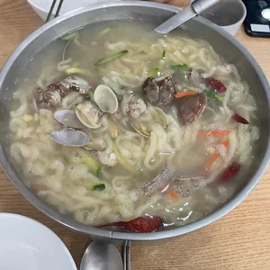 고향촌칼국수 사진