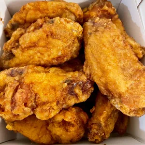 교촌치킨 사진