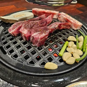 화르고 사진