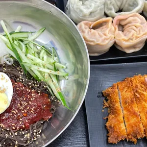 동동 냉면 돈까스 사진