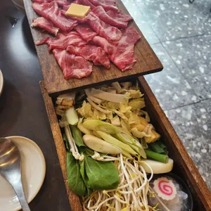 일식덮밥 미복 사진