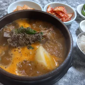 명륜감자탕 사진