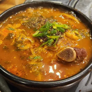 돈푸짐감자탕 사진