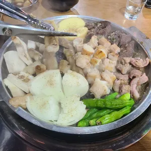 명품황소곱창 사진