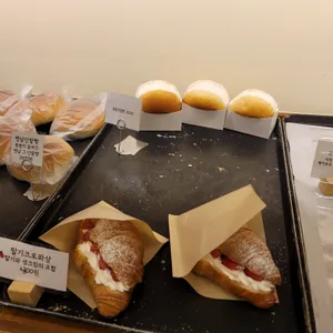 오늘, 빵 대표 사진