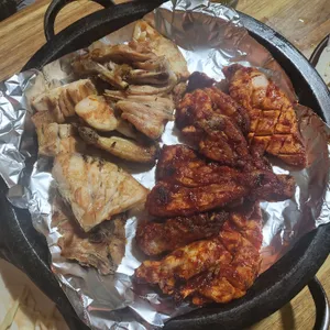 이태원 숯불바베큐치킨 사진
