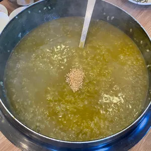 본가딸부자전복죽집 사진