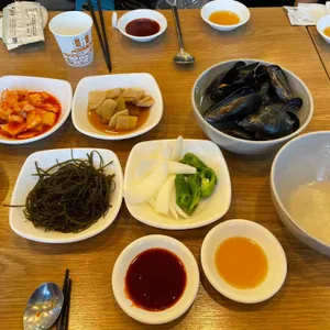 본가딸부자전복죽집 사진