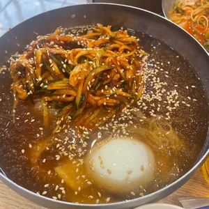 커큐민흑돼지 사진