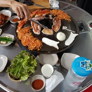 싹쓰리솥뚜껑삼겹살 사진