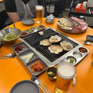 흑벽돌집 사진
