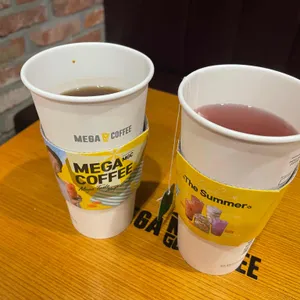메가커피 사진