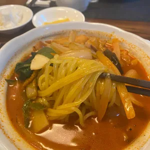 메이탄 사진