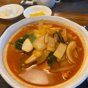 메이탄 사진