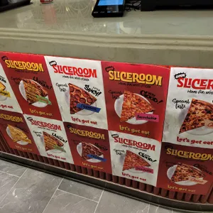 슬라이스룸 리뷰 사진