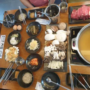 더키친스 샤브샤브 사진