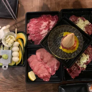 야끼니꾸소량 사진