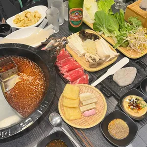 옌훠치 훠궈, 양꼬치 무한리필 사진