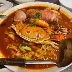 토모 사진