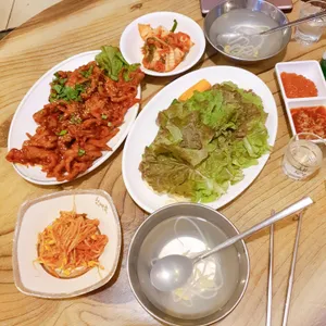 창신동매운족발 사진
