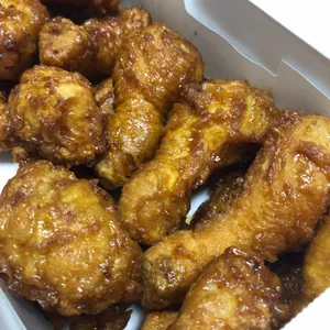 교촌치킨 사진