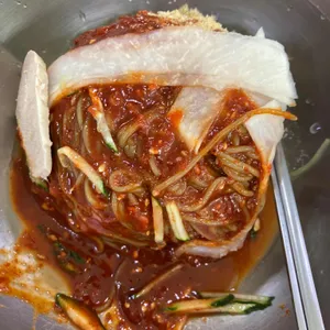 영도김가네쑥밀면 사진