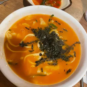 덕이네항아리수제비 사진
