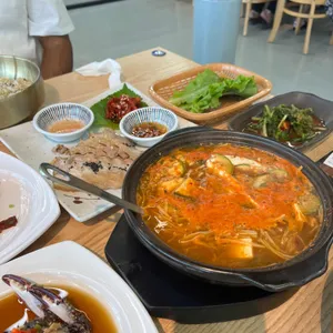 한상가득보리밥 사진